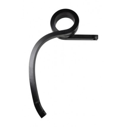 Скрученная стойка тяжелого культиватора правая